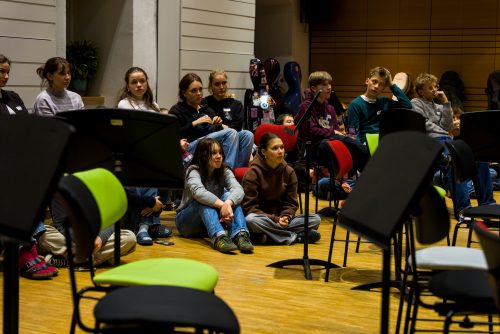 20251004 203013 915CEA9C