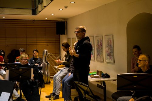 20251004 203030 FC55DD06