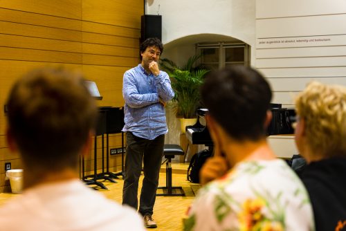 20251006 204946 ED8B2077