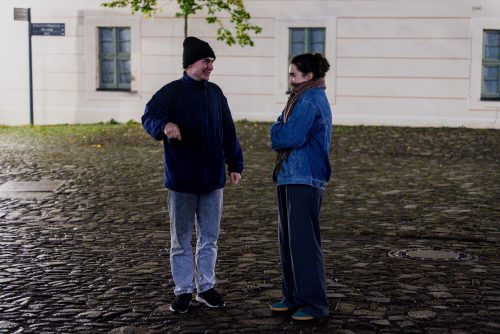 20251007 215431 371EAEAE