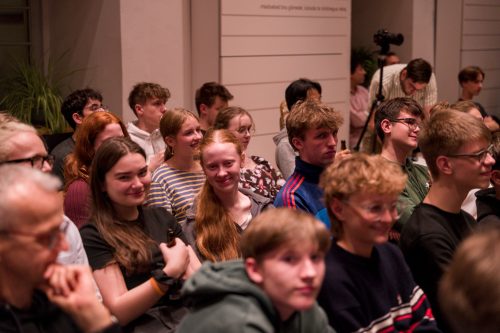 20251010 182553 4CCE8FB5