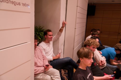 20251010 185343 F60DDEE7