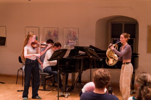 20251010 191849 8D49A905