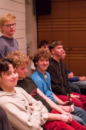 20251010 193328 E8E36458