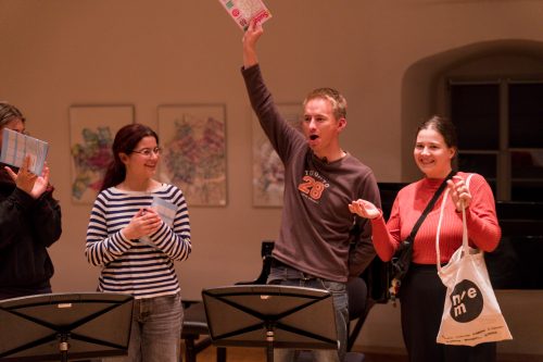 20251010 193842 220A63E1