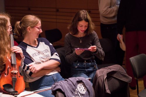 20251010 200012 12864768