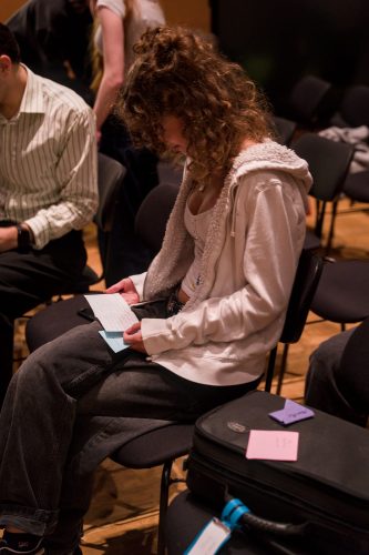 20251010 200136 1B1D5970