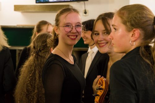 20251011 172005 937F65BE