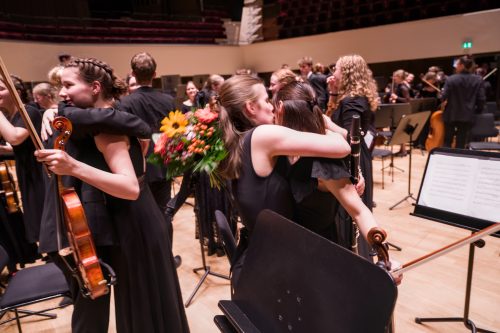 20251011 195207 CBC6F670